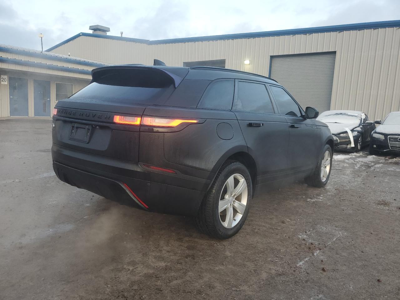 Изображение 3 2018 LAND ROVER RANGE ROVER VELAR S 2018 с VIN SALYB2RXXJA772549