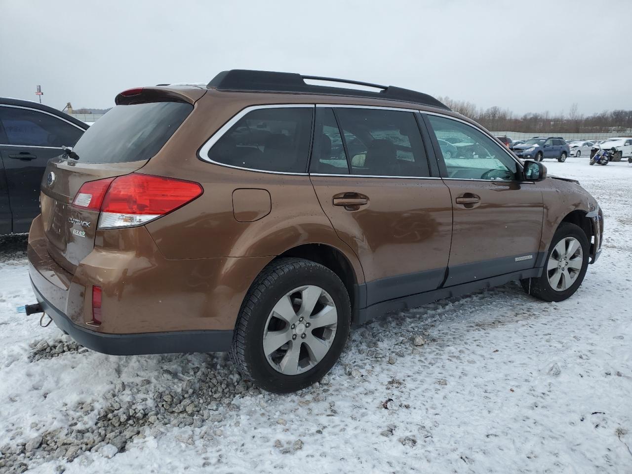 Изображение 3 2012 SUBARU OUTBACK 2.5I PREMIUM 2012 с VIN 4S4BRBCC1C3244903