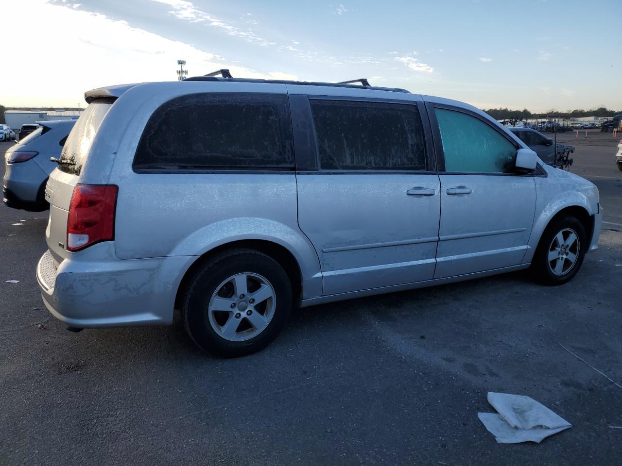 Image 3 of 2011 DODGE GRAND CARAVAN MAINSTREET 2011 with VIN 2D4RN3DG6BR728581