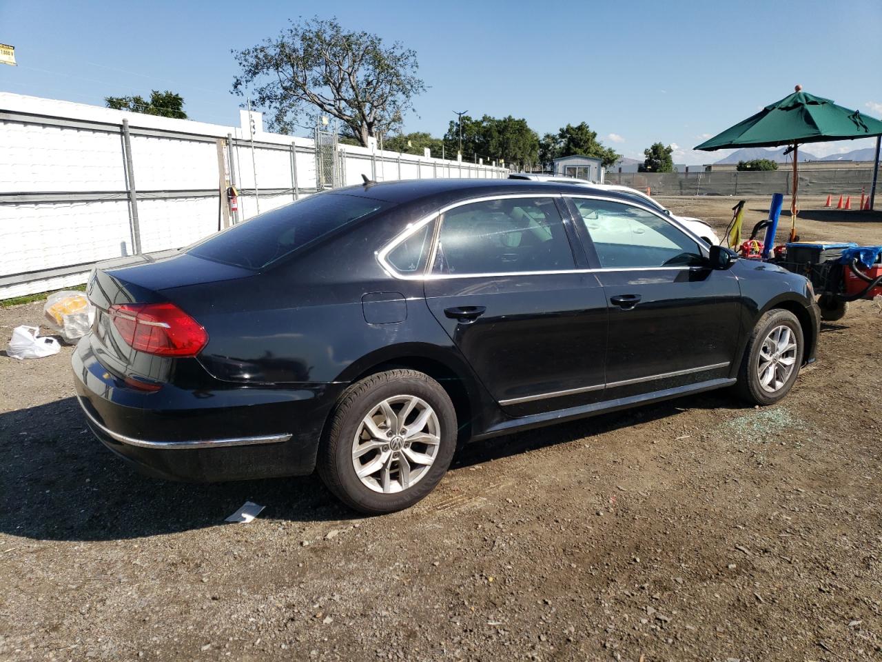 Obraz 3 z 2016 VOLKSWAGEN PASSAT S 2016 z VIN 1VWAT7A39GC027295