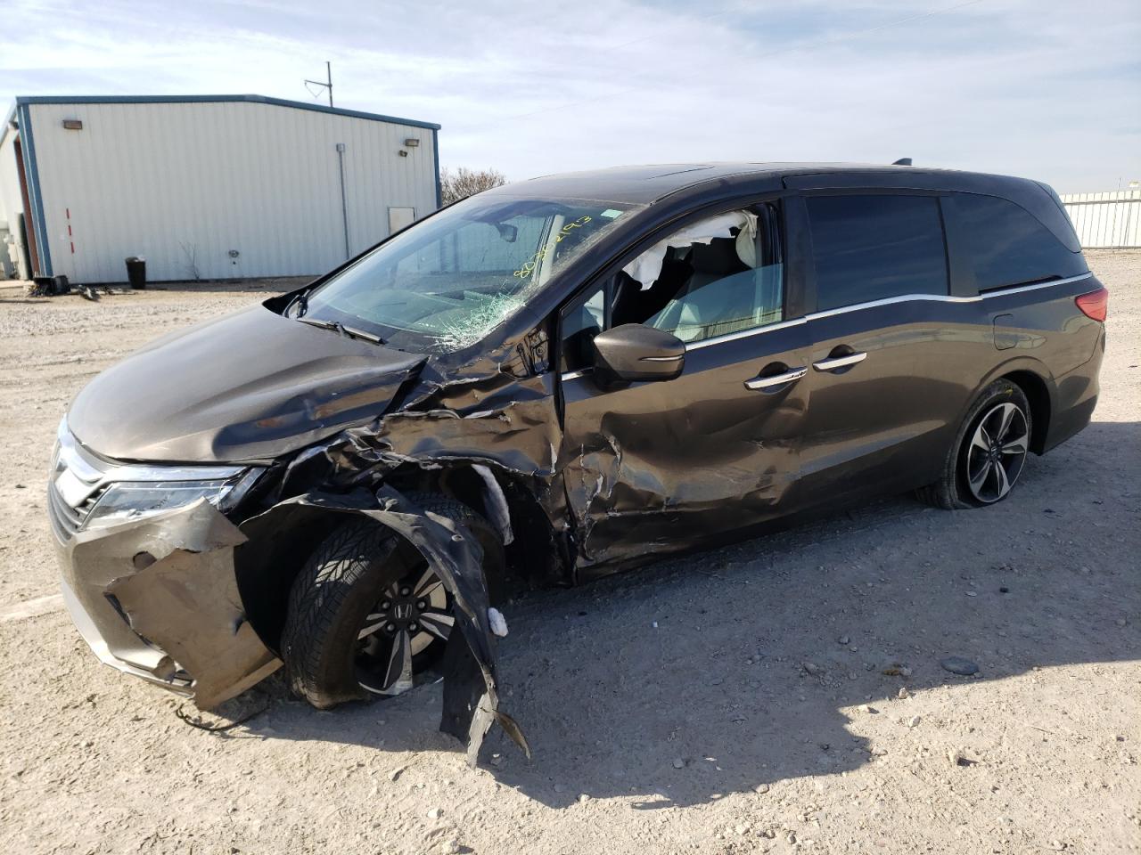 Image 1 of 2018 HONDA ODYSSEY TOURING 2018 with VIN 5FNRL6H86JB076112