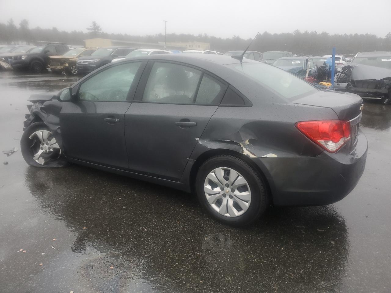 Obraz 2 z 2013 CHEVROLET CRUZE LS 2013 z VIN 1G1PA5SGXD7212297