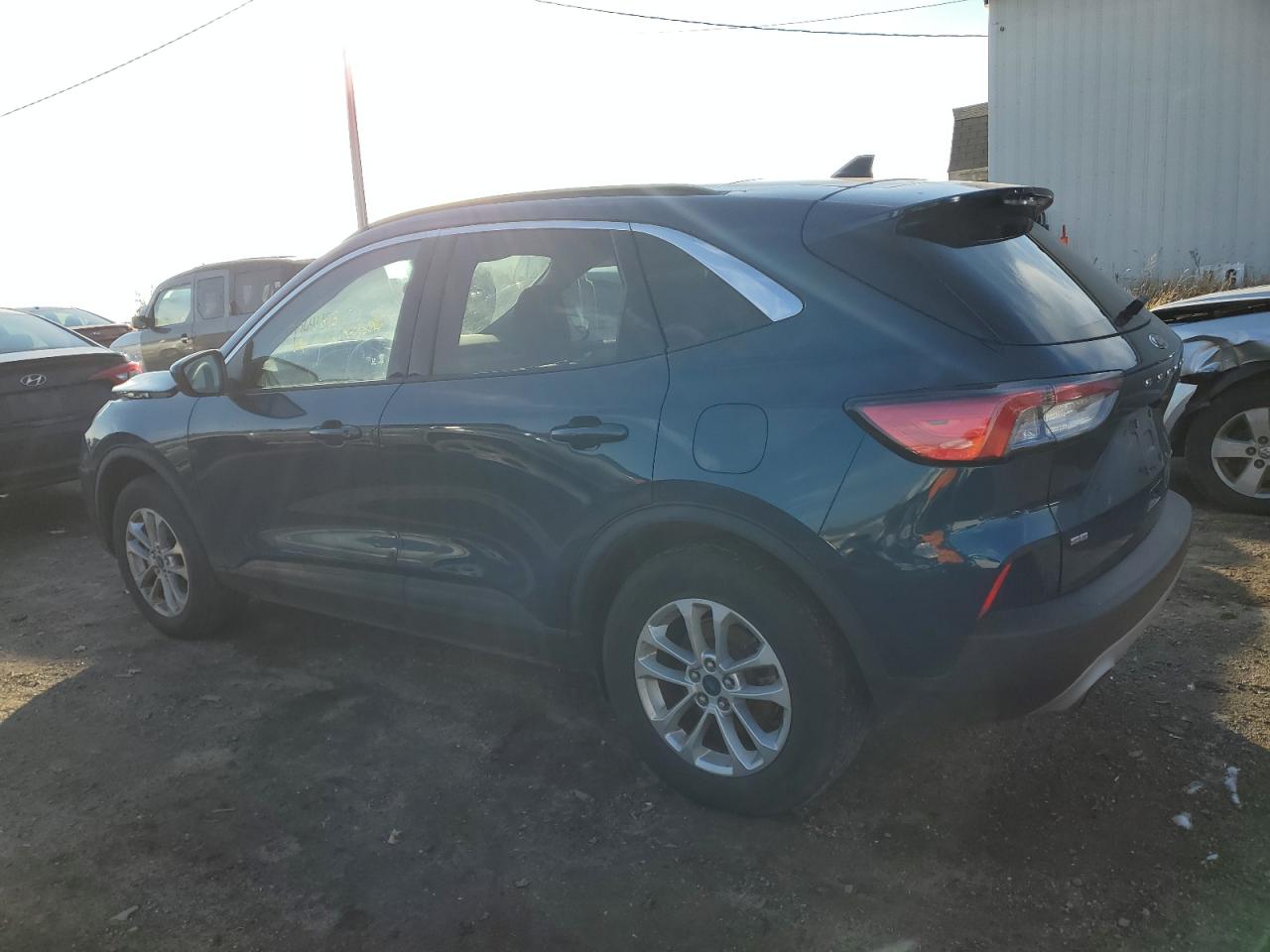 Obraz 2 z 2020 FORD ESCAPE SE 2020 z VIN 1FMCU9G61LUC73876