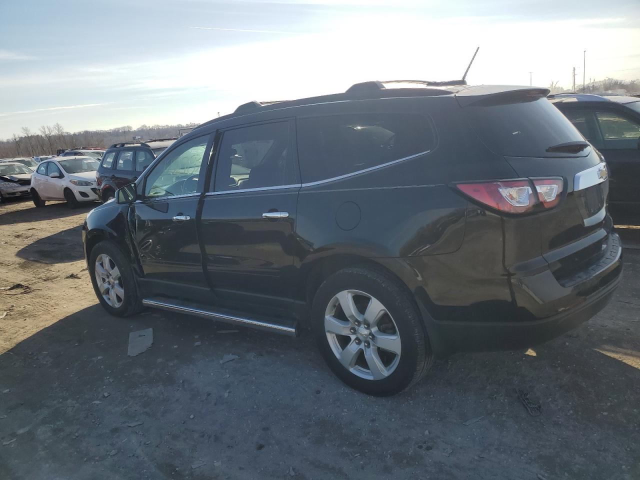 Image 2 of 2016 CHEVROLET TRAVERSE LT 2016 with VIN 1GNKRGKD2GJ146533