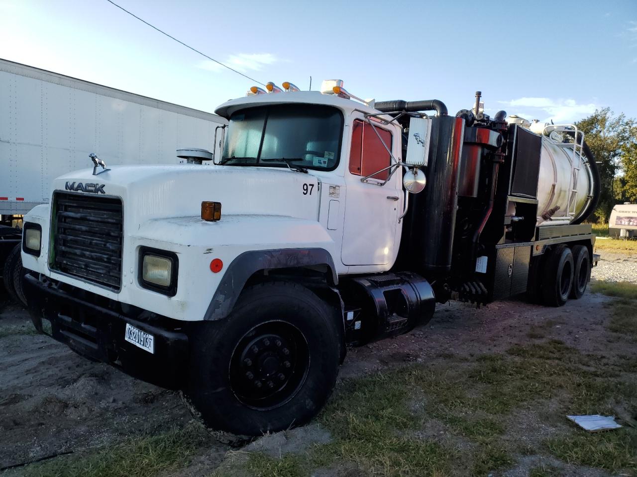 Изображение 2 2002 MACK 600 RD600 2002 с VIN 1M2P289C32M033957