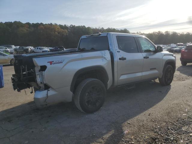 Изображение 3 2024 TOYOTA TUNDRA CREWMAX SR 2024 с VIN 5TFLA5DB9RX133301