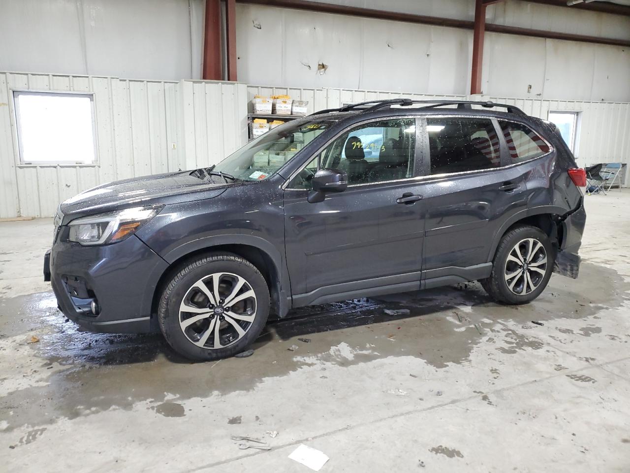 Image 1 of 2019 SUBARU FORESTER LIMITED 2019 with VIN JF2SKAUC1KH549757