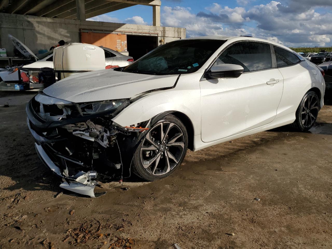 Изображение 1 2019 HONDA CIVIC SPORT 2019 с VIN 2HGFC4B87KH305488
