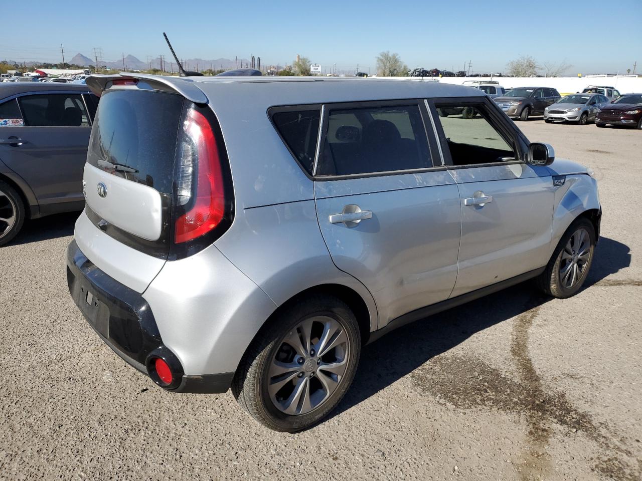 Изображение 3 2016 KIA SOUL + 2016 с VIN KNDJP3A57G7875086