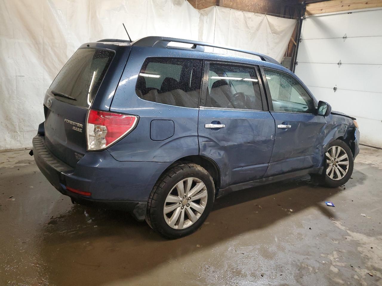 Image 3 of 2012 SUBARU FORESTER 2.5X PREMIUM 2012 with VIN JF2SHADC5CH464517