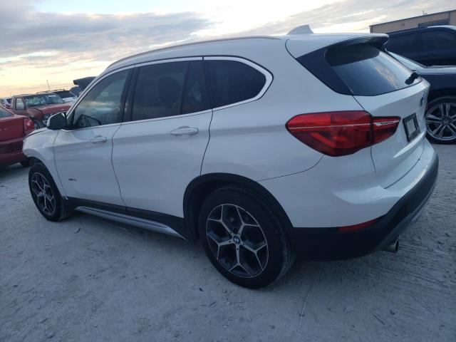 Obraz 2 z 2018 BMW X1 XDRIVE28I 2018 z VIN WBXHT3C33J5K32052