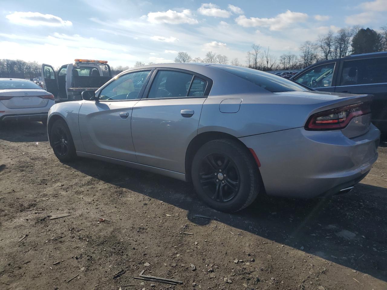 Изображение 2 2015 DODGE CHARGER SE 2015 с VIN 2C3CDXBG9FH927575