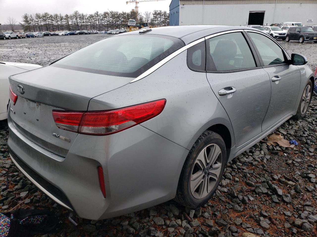 Image 3 of 2017 KIA OPTIMA HYBRID 2017 with VIN KNAGU4LE4H5012617