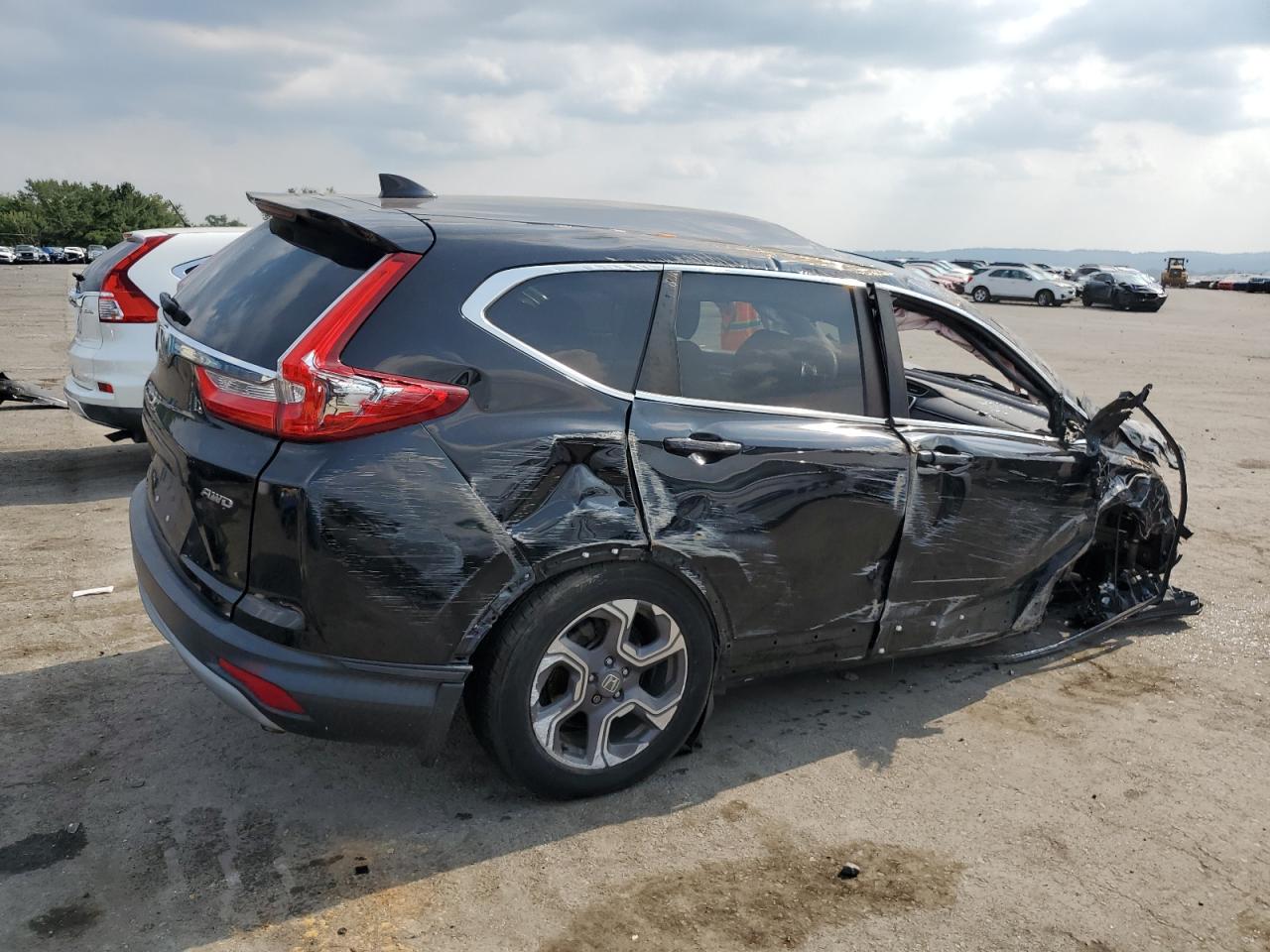 Image 3 of 2018 HONDA CR-V EX 2018 with VIN 7FARW2H59JE093464