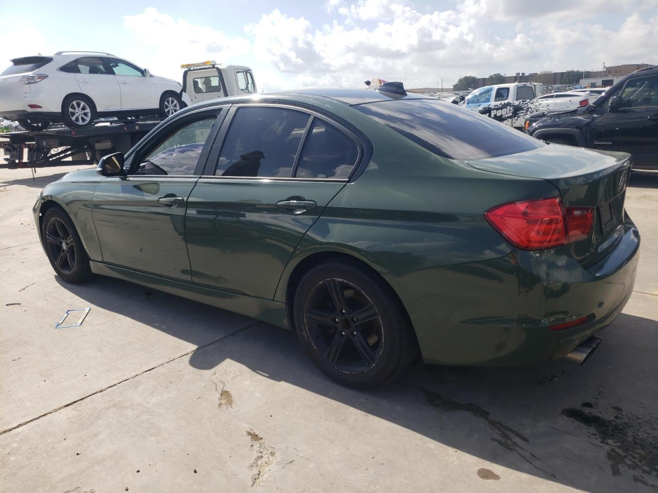 Изображение 2 2013 BMW 328 I 2013 с VIN WBA3A5C50DF357936