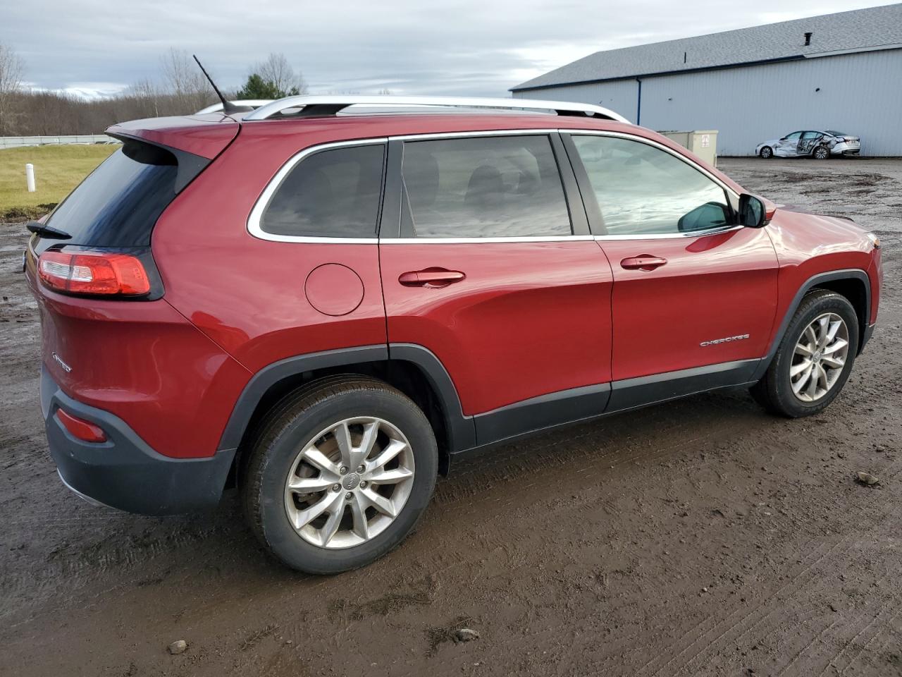 Image 3 of 2015 JEEP CHEROKEE LIMITED 2015 with VIN 1C4PJMDSXFW613795