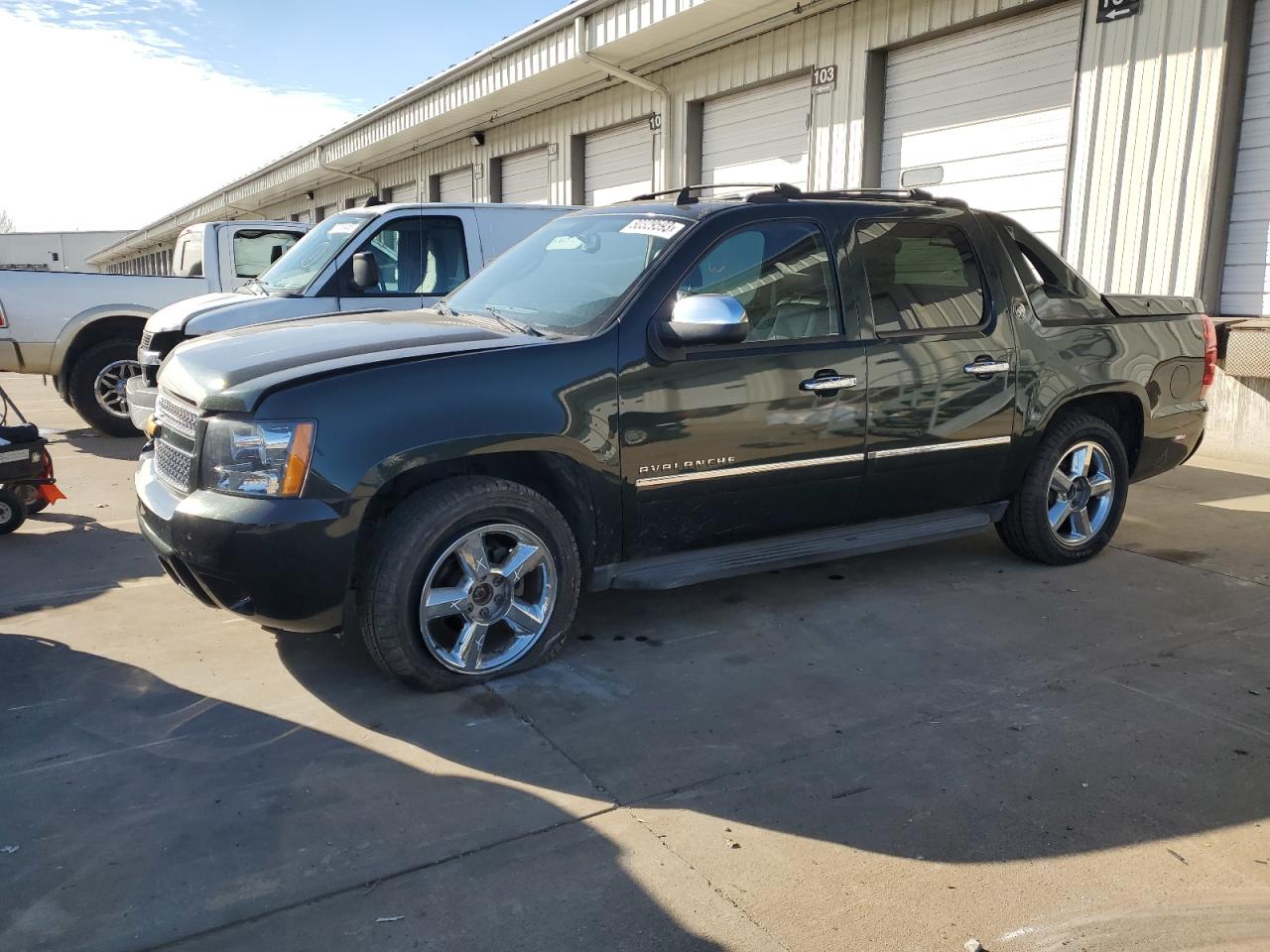 Image 1 of 2013 CHEVROLET AVALANCHE LTZ 2013 with VIN 3GNTKGE7XDG255415