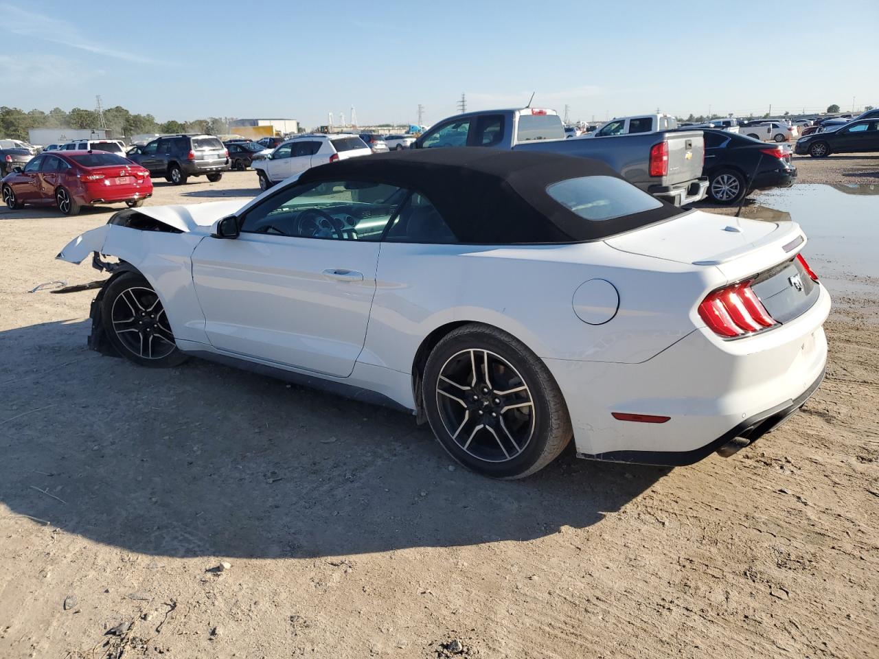Изображение 2 2020 FORD MUSTANG  2020 с VIN 1FATP8UH5L5120705