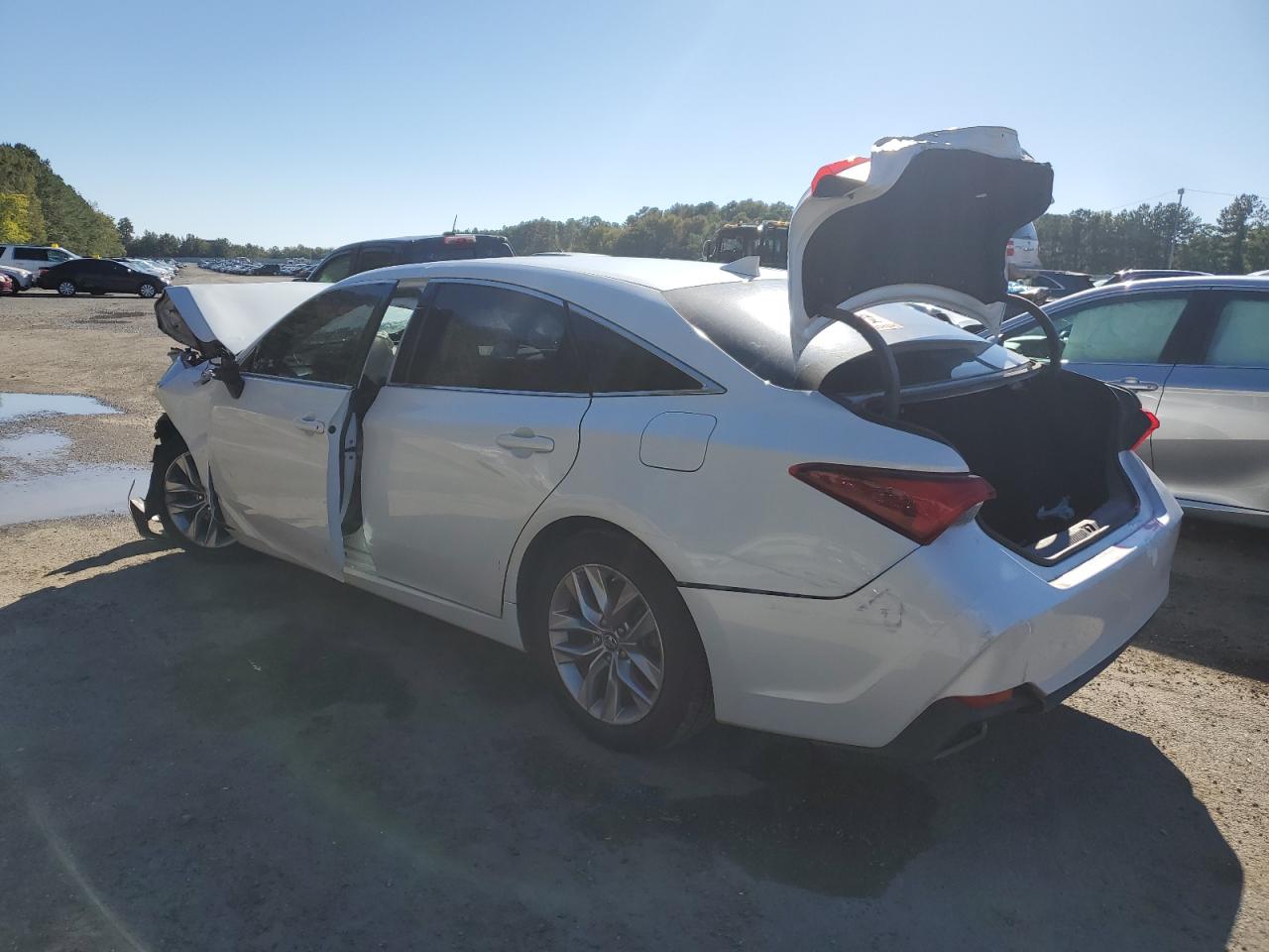 Изображение 2 2019 TOYOTA AVALON XLE 2019 с VIN 4T1BZ1FB3KU004693
