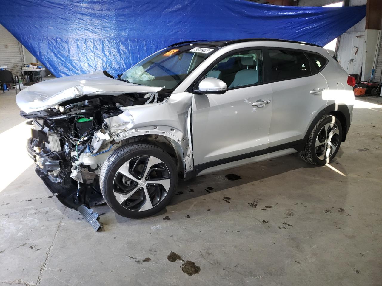 Obraz 1 z 2018 HYUNDAI TUCSON VALUE 2018 z VIN KM8J3CA28JU728832