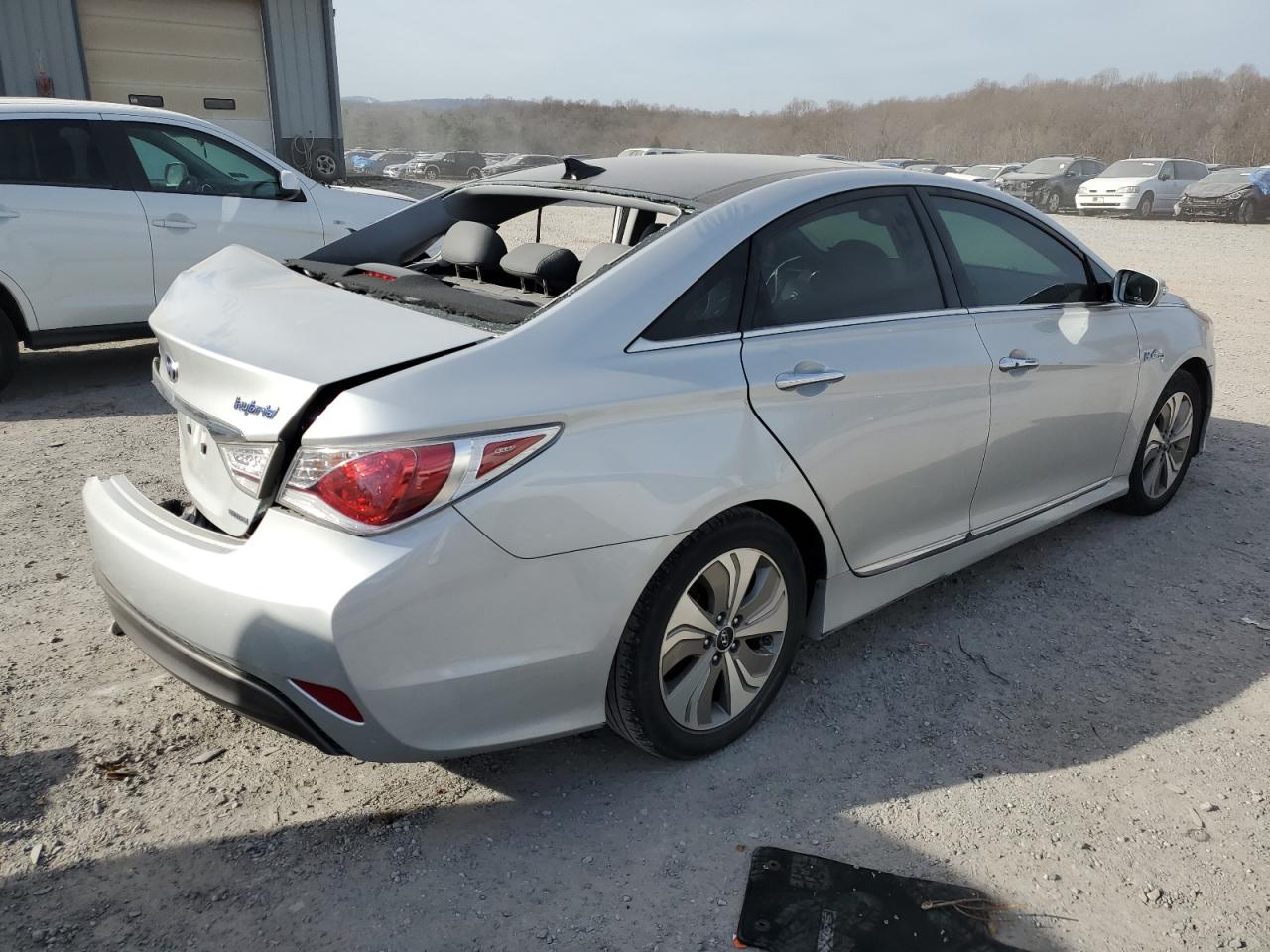 Image 3 of 2015 HYUNDAI SONATA HYBRID 2015 with VIN KMHEC4A40FA120935