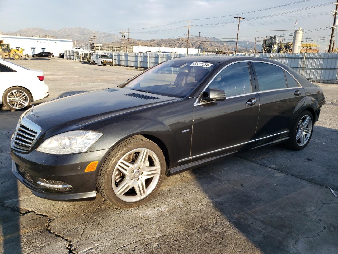 Изображение 1 2012 MERCEDES-BENZ S 550 2012 с VIN WDDNG7DB1CA470712