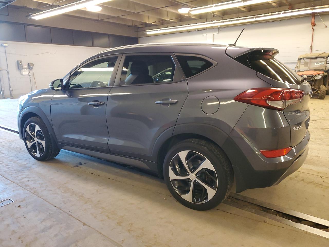 Изображение 2 2016 HYUNDAI TUCSON LIMITED 2016 с VIN KM8J3CA28GU199892