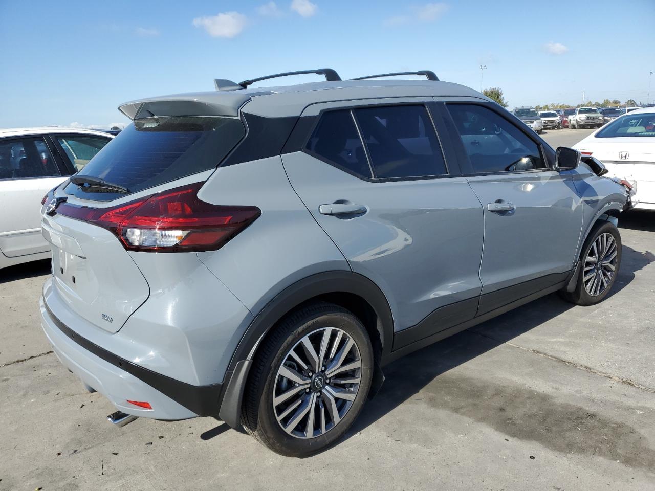Obraz 3 z 2022 NISSAN KICKS SV 2022 z VIN 3N1CP5CV2NL514989