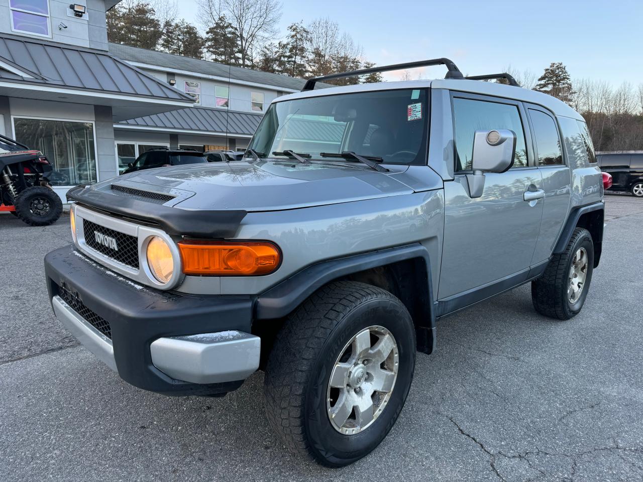 Изображение 2 2010 TOYOTA FJ CRUISER  2010 с VIN JTEBU4BFXAK073240