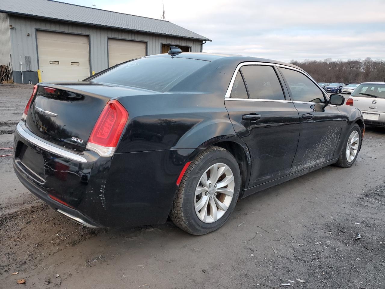 Изображение 3 2016 CHRYSLER 300 LIMITED 2016 с VIN 2C3CCAAG8GH252420