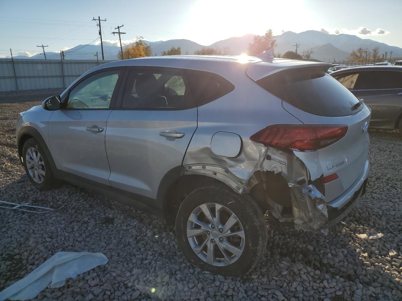Obraz 2 z 2019 HYUNDAI TUCSON SE 2019 z VIN KM8J2CA43KU861102