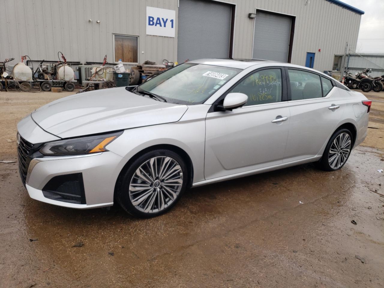 Изображение 1 2023 NISSAN ALTIMA SL 2023 с VIN 1N4BL4EV5PN361643