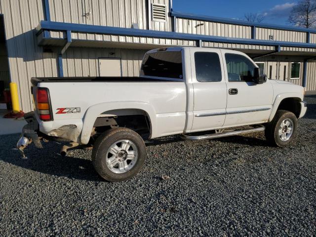 Image 3 of 2004 GMC NEW SIERRA K1500 2004 with VIN 1GTEK19T14E370806