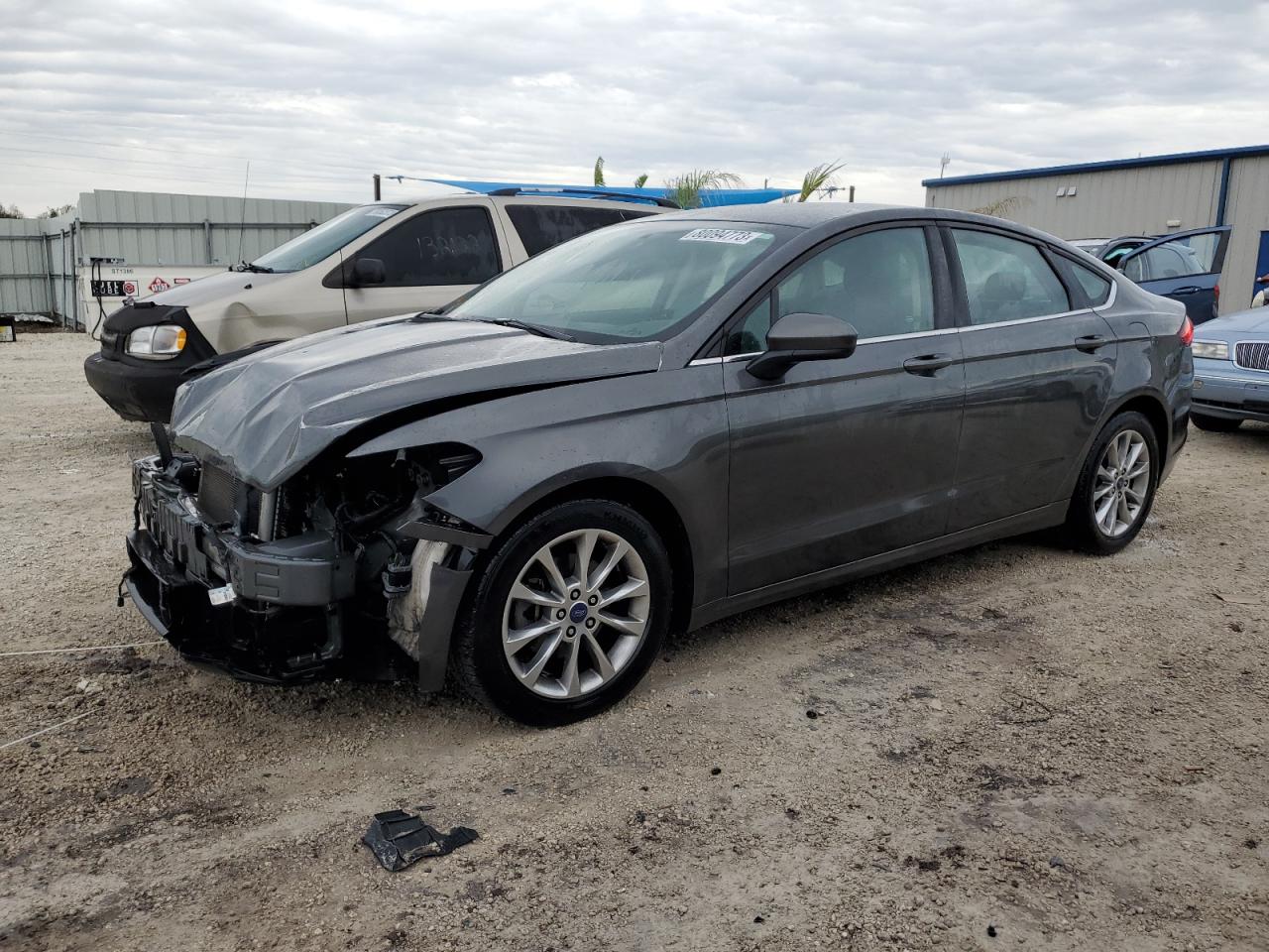 Obraz 1 z 2017 FORD FUSION SE 2017 z VIN 3FA6P0H70HR412346