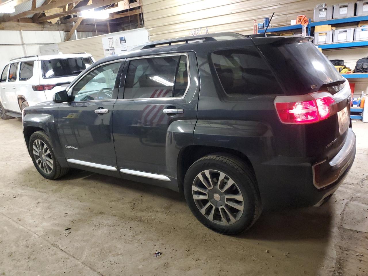 Изображение 2 2017 GMC TERRAIN DENALI 2017 с VIN 2GKFLVE36H6141857