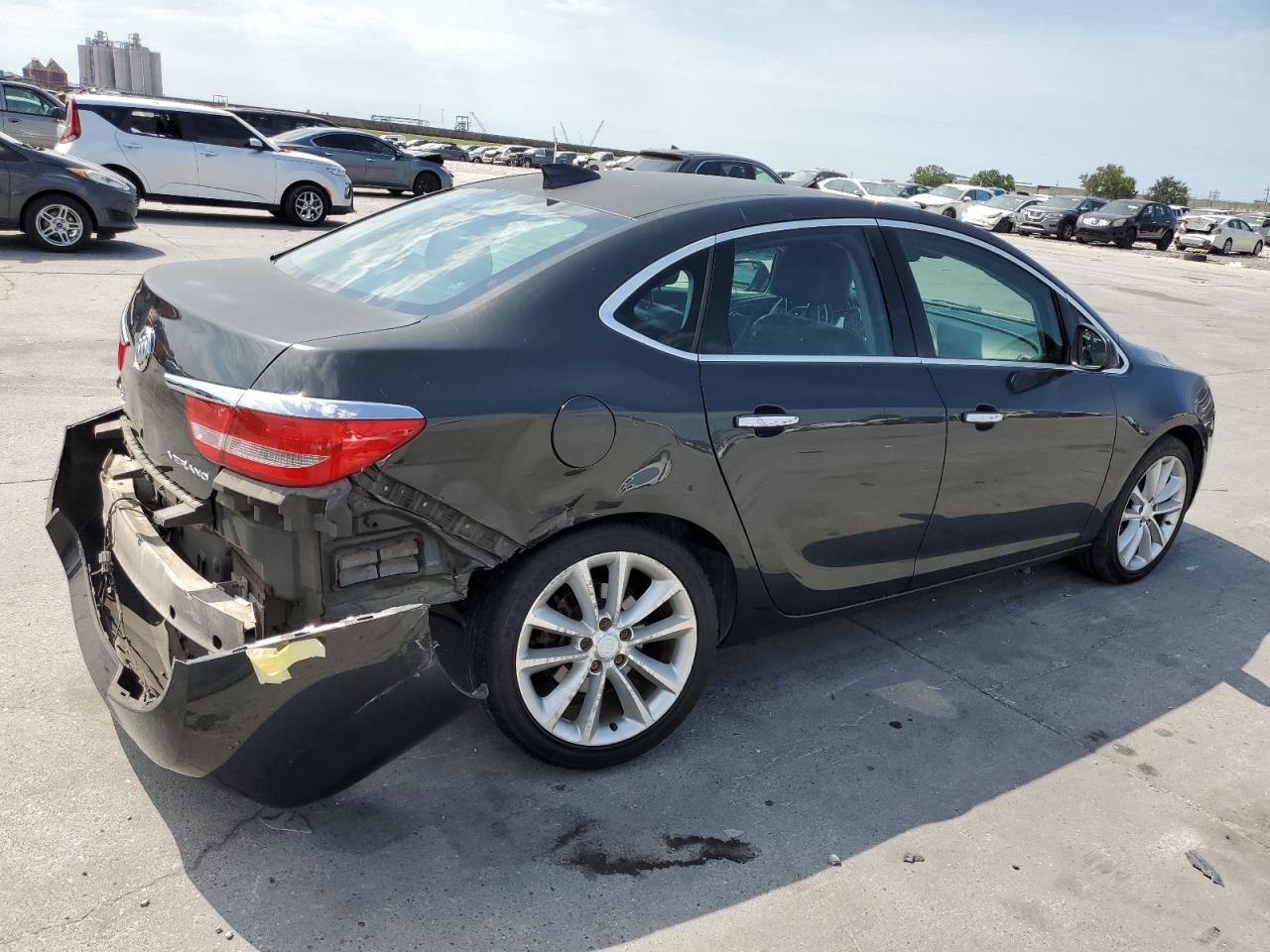 Obraz 3 z 2015 BUICK VERANO  2015 z VIN 1G4PS5SK2F4177120