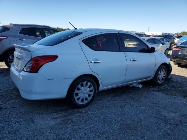 Obraz 3 z 2018 NISSAN VERSA S 2018 z VIN 3N1CN7AP1JL812756