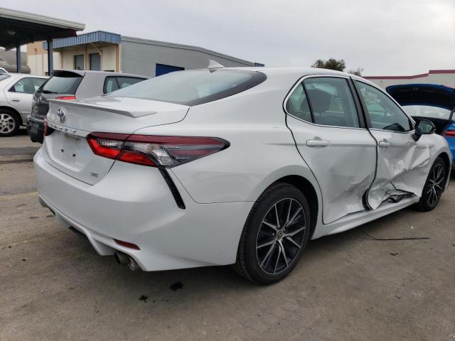 Изображение 3 2022 TOYOTA CAMRY SE 2022 с VIN 4T1G11AK4NU040773