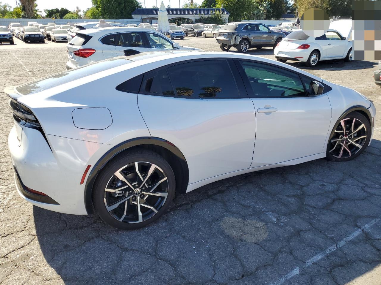 Image 3 of 2023 TOYOTA PRIUS PRIME SE 2023 with VIN JTDACACU7P3008864