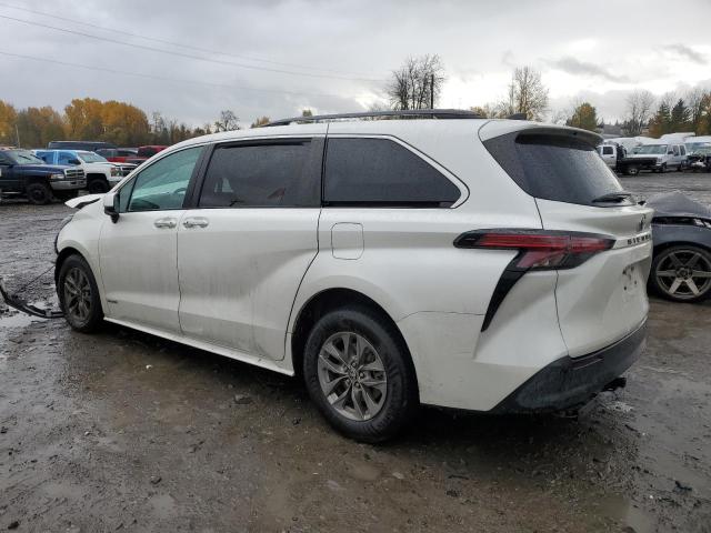 Изображение 2 2021 TOYOTA SIENNA XLE 2021 с VIN 5TDJRKEC9MS022106