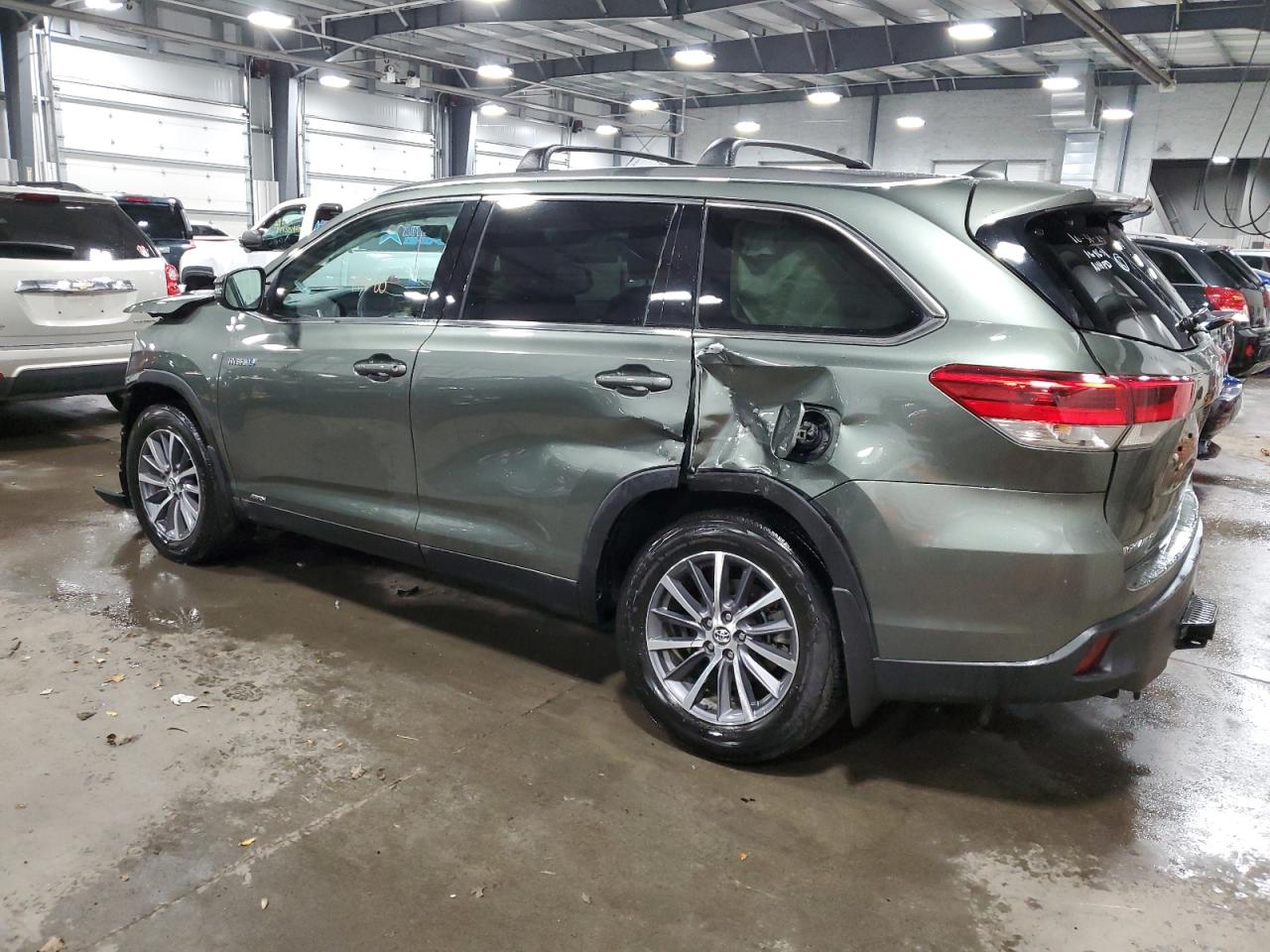 Obraz 2 z 2019 TOYOTA HIGHLANDER HYBRID 2019 z VIN 5TDJGRFH7KS057958