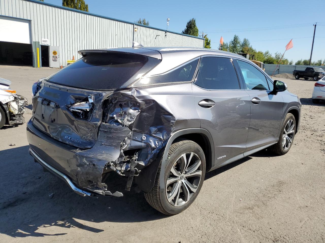 Image 3 of 2022 LEXUS RX 450H 2022 with VIN 2T2HGMDAXNC079615