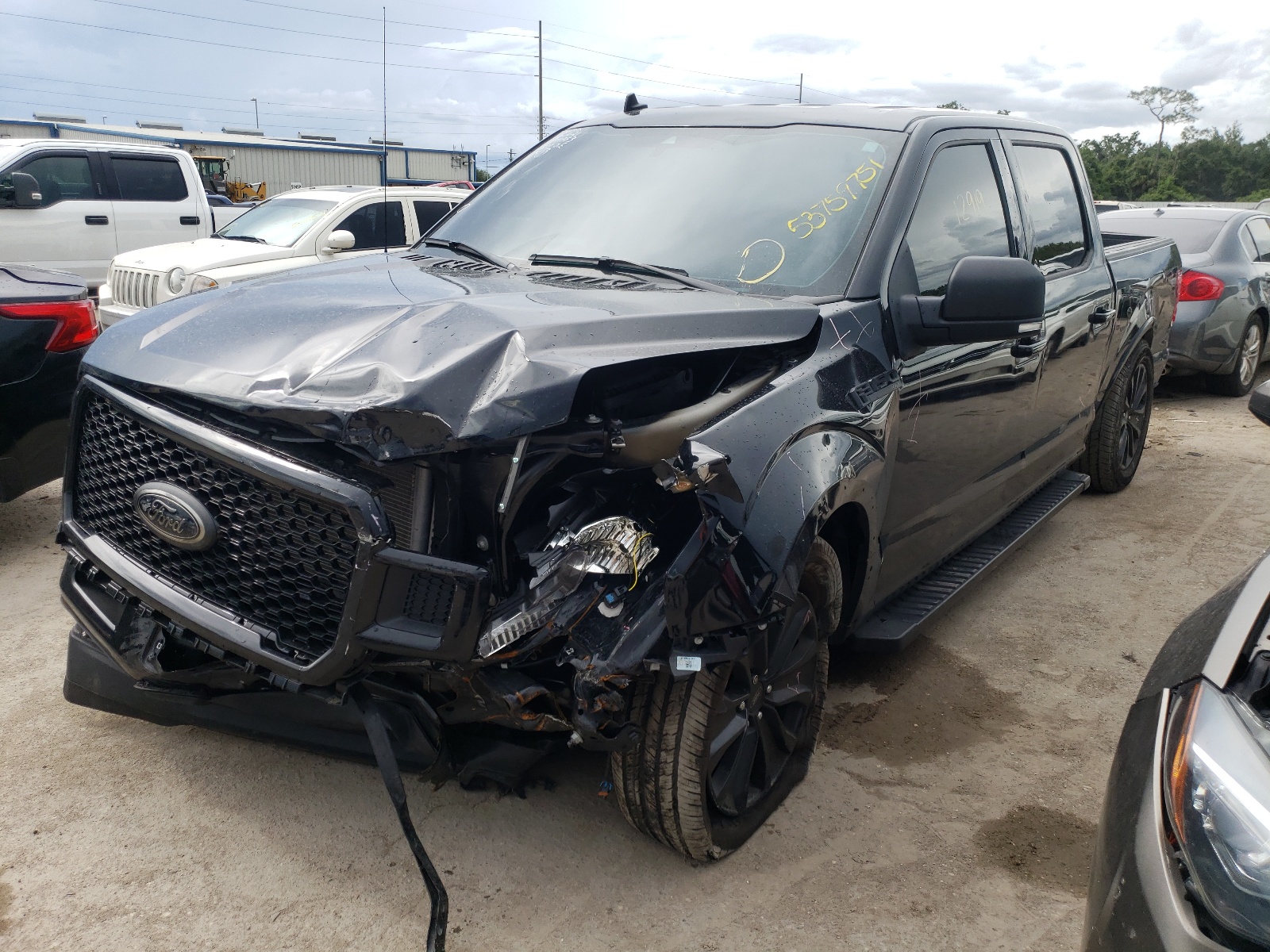 Изображение 2 2020 FORD F150 SUPERCREW 2020 с VIN 1FTEW1C55LFC63846