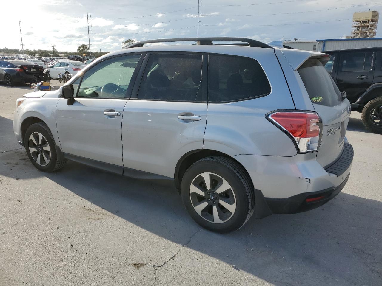 Image 2 of 2017 SUBARU FORESTER 2.5I PREMIUM 2017 with VIN JF2SJAEC1HH479266