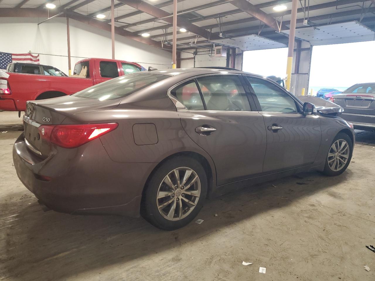 Изображение 3 2014 INFINITI Q50 BASE 2014 с VIN JN1BV7AR4EM697109
