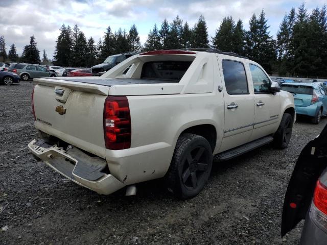 Image 3 of 2013 CHEVROLET AVALANCHE LTZ 2013 with VIN 3GNTKGE79DG338611