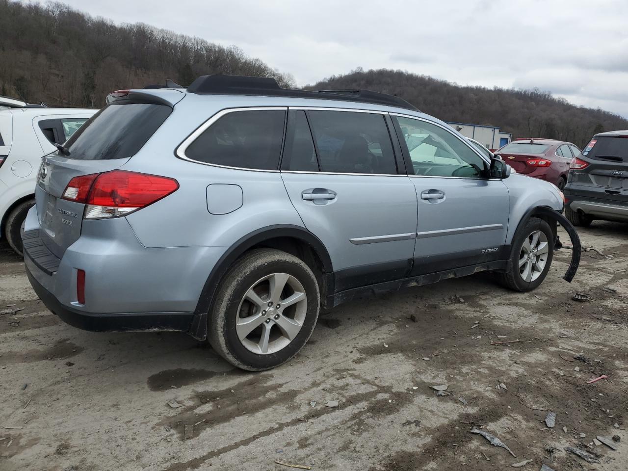 Image 3 of 2014 SUBARU OUTBACK 2.5I LIMITED 2014 with VIN 4S4BRBLC3E3246459