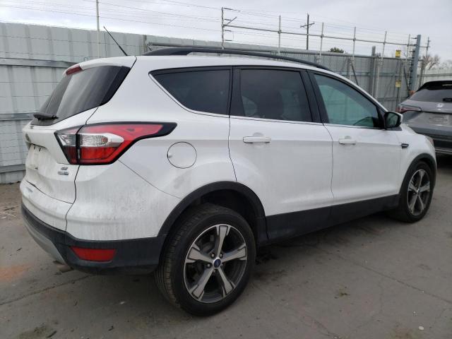 Image 3 of 2017 FORD ESCAPE SE 2017 with VIN 1FMCU9G98HUB76627