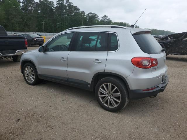 Image 2 of 2011 VOLKSWAGEN TIGUAN S 2011 with VIN WVGBV7AX9BW512639