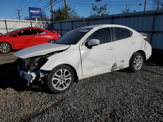 Изображение 2017 TOYOTA YARIS IA  2017